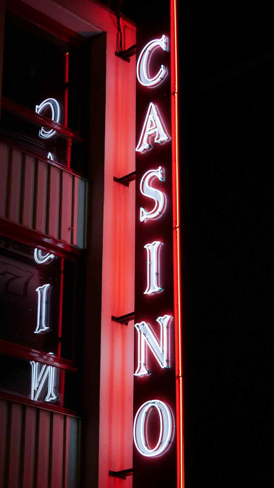 goldencrown-casinoau.com